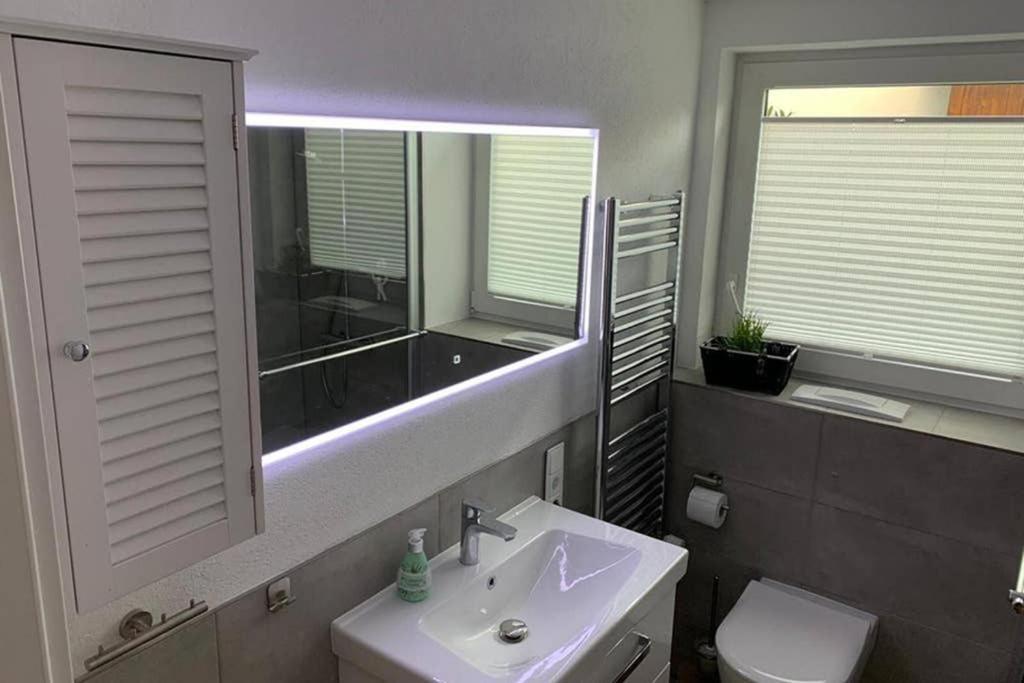 Schoene Wohnung Im Landhausstil Nahe Olpe Biggesee エクステリア 写真