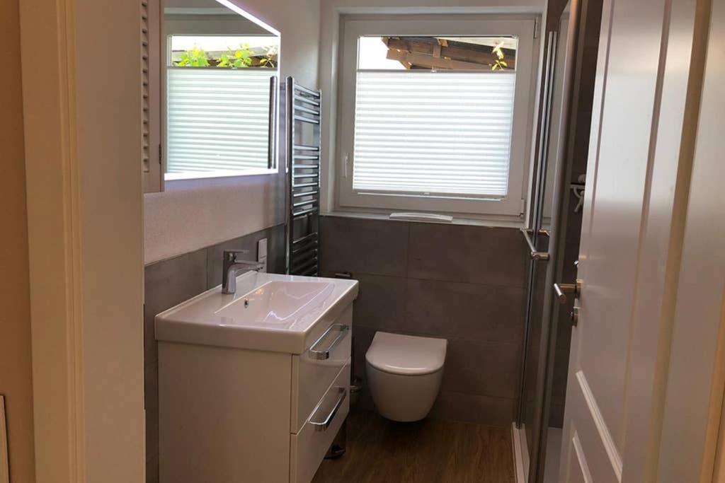 Schoene Wohnung Im Landhausstil Nahe Olpe Biggesee エクステリア 写真